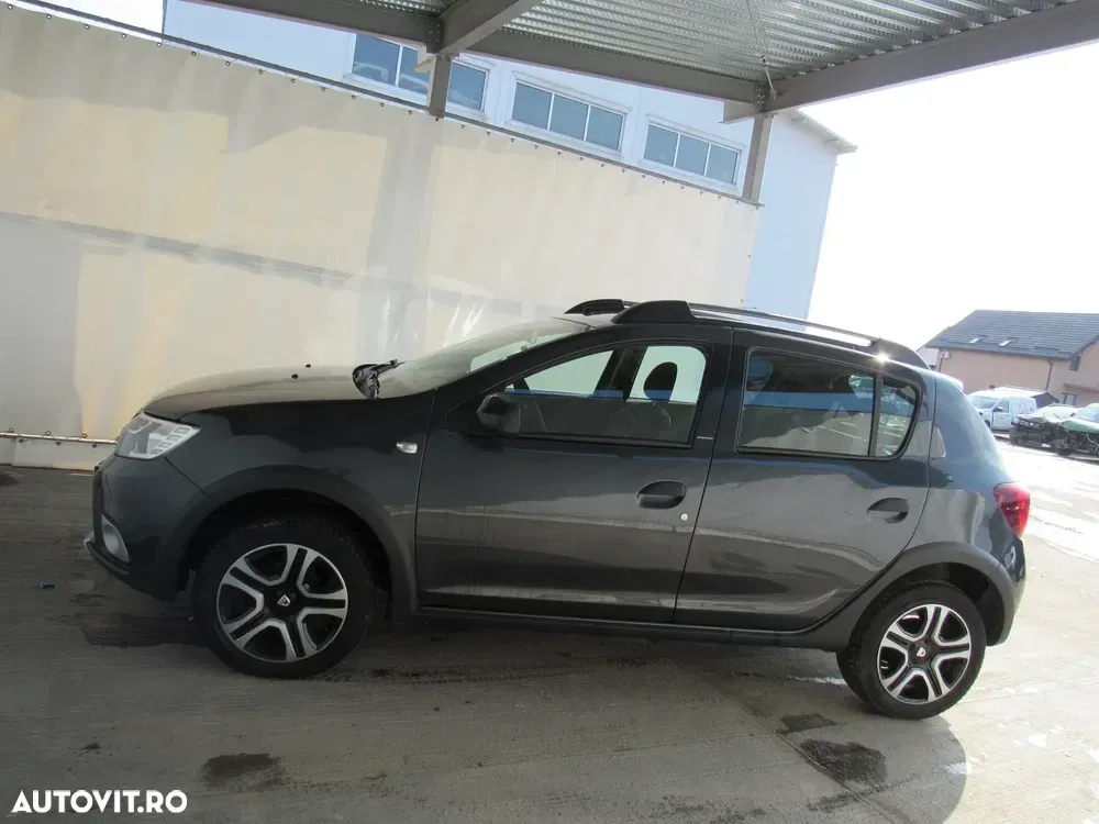 Dacia Sandero Stepway 0.9 TCe Easy-R SL Techroad — imagine 3