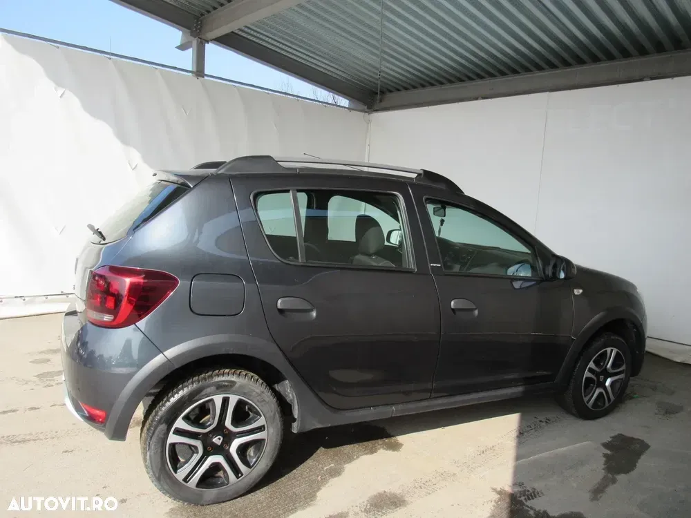 Dacia Sandero Stepway 0.9 TCe Easy-R SL Techroad — imagine 4