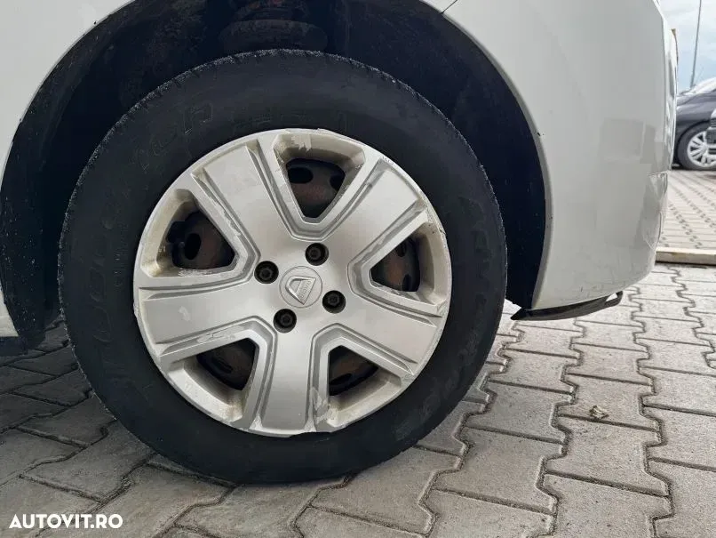 Dacia Lodgy 1.5 Blue dCi Laureate — imagine 5
