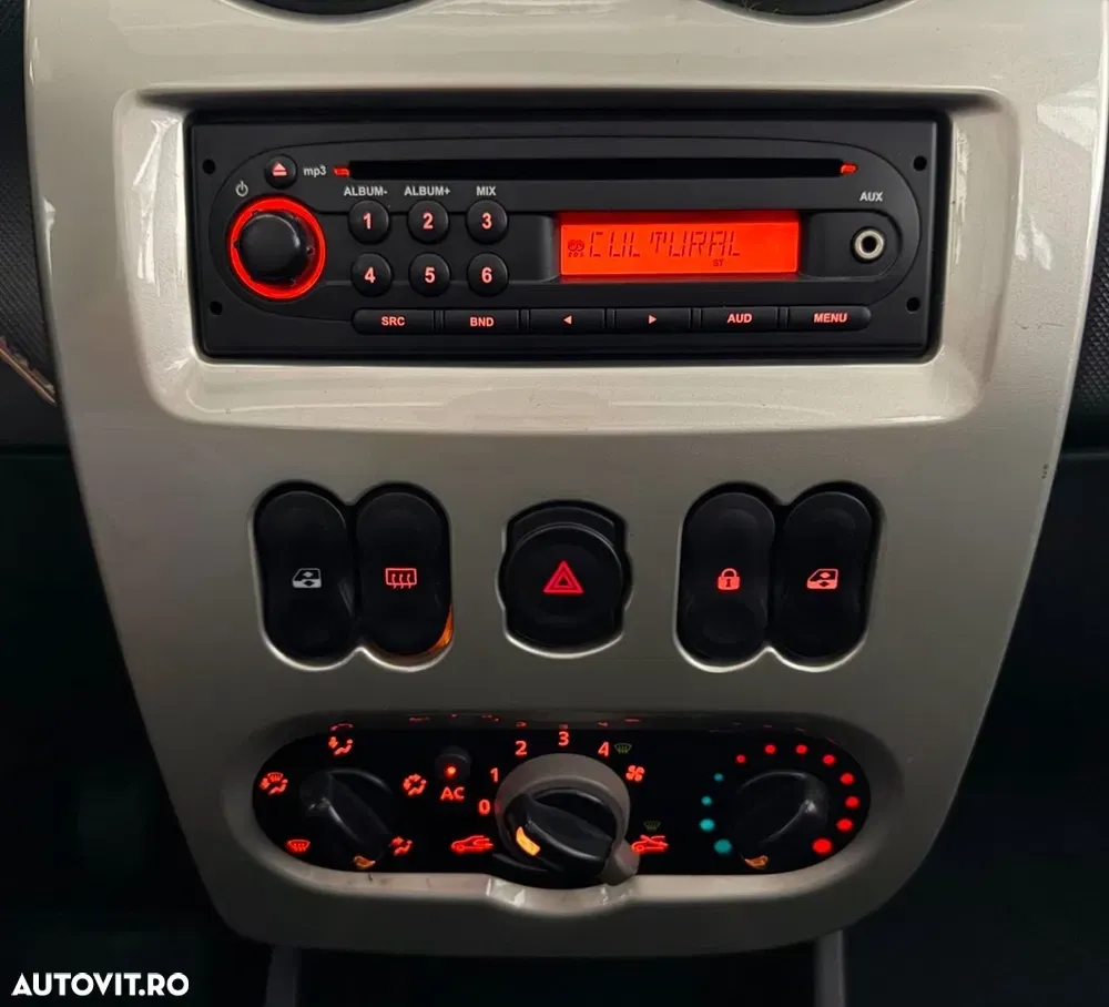 Dacia Logan MCV K90 1.6 16v Laureate — imagine 6