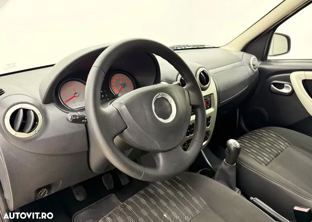 Dacia Logan MCV K90 1.6 16v Laureate — imagine 5