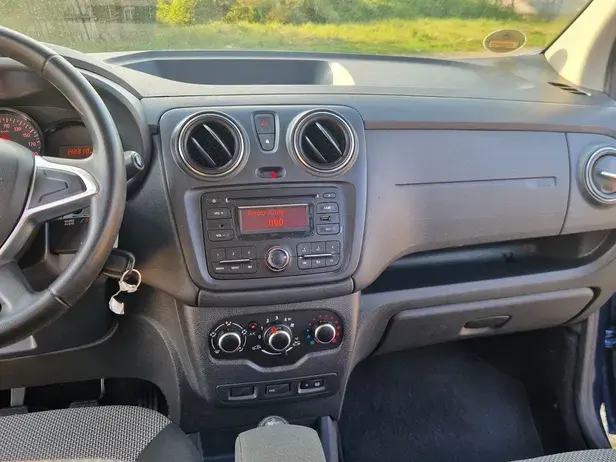 Dacia Lodgy 1.6 102 CP Laureate