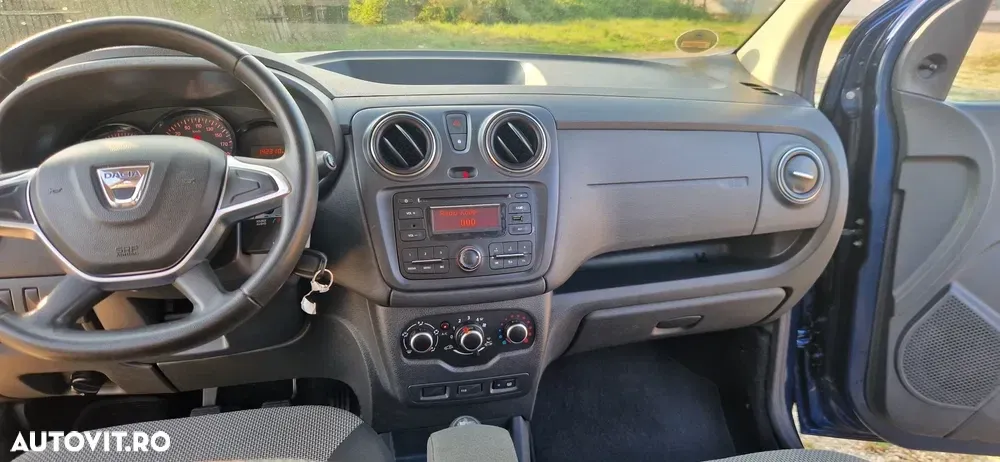 Dacia Lodgy 1.6 102 CP Laureate — imagine 5