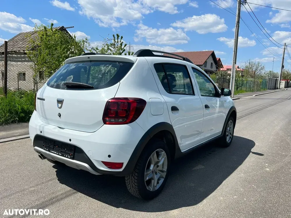 Dacia Sandero Stepway TCe 100 Prestige — imagine 4