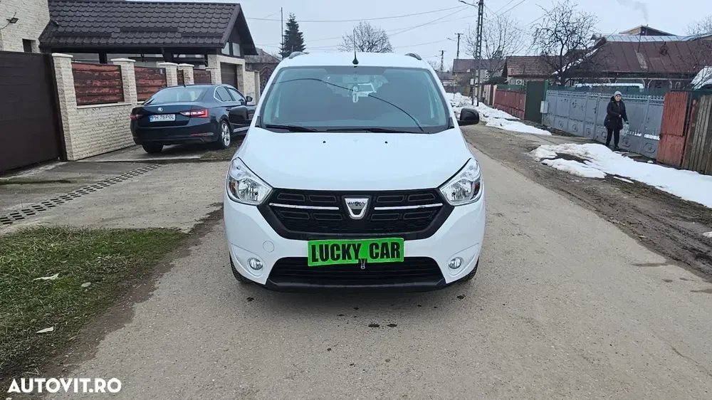 Dacia Lodgy 1.5 Blue dCi SL Techroad — imagine 2