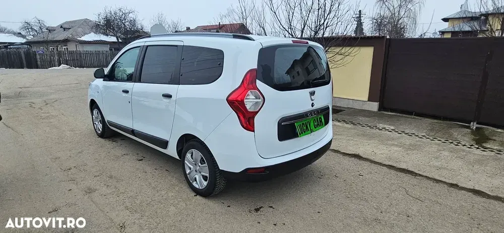 Dacia Lodgy 1.5 Blue dCi SL Techroad — imagine 6