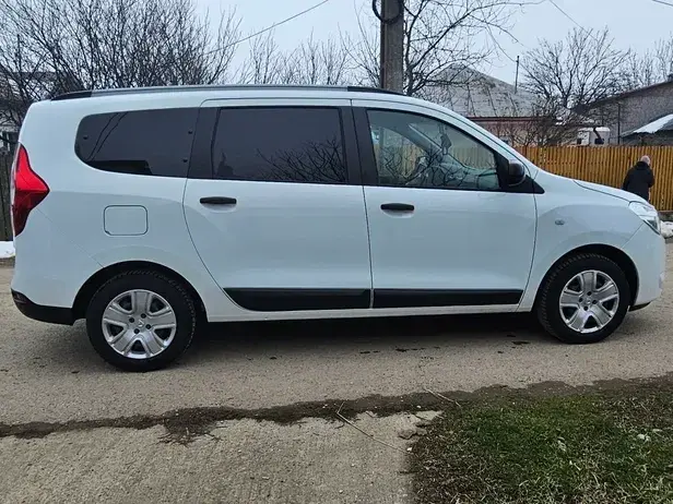 Dacia Lodgy 1.5 Blue dCi SL Techroad