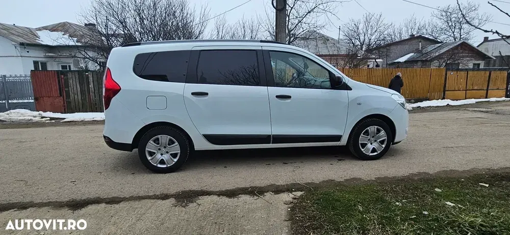 Dacia Lodgy 1.5 Blue dCi SL Techroad — imagine 4