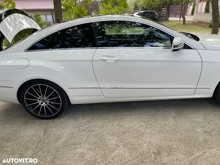 Mercedes-Benz E W212