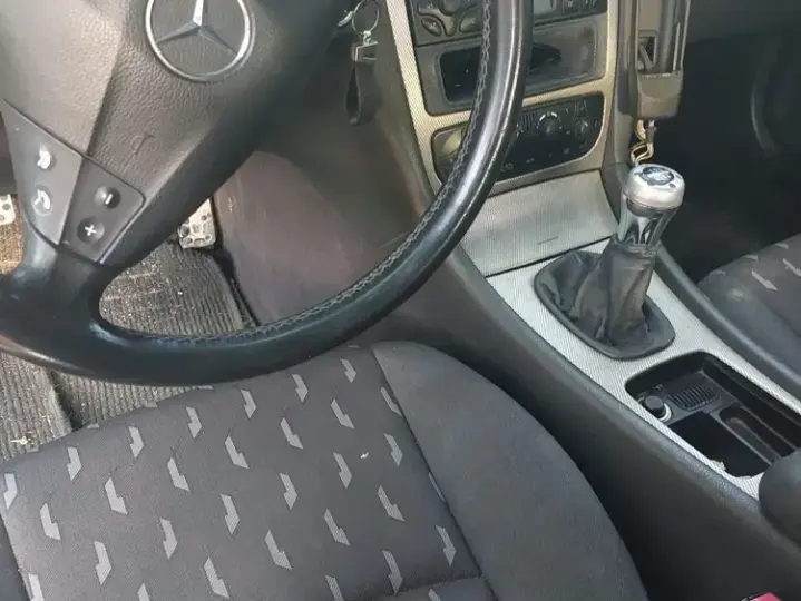 Mercedes-Benz CLC 200