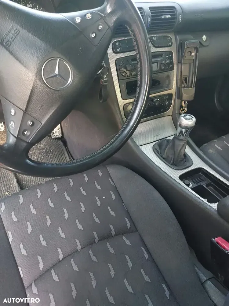 Mercedes-Benz CLC 200 — imagine 4