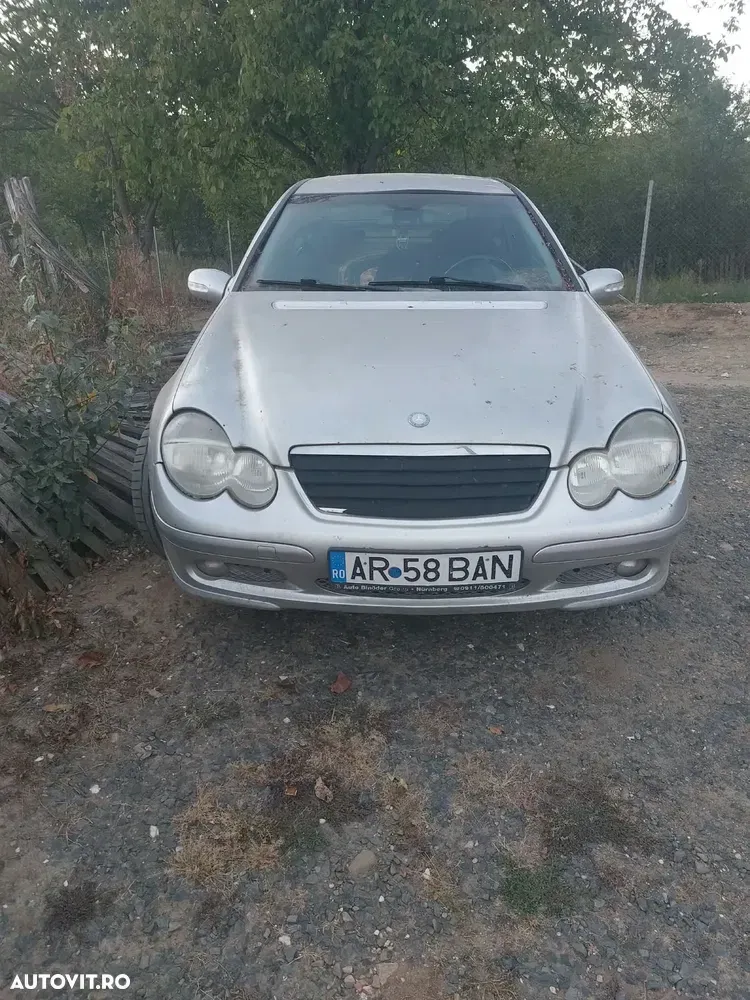 Mercedes-Benz CLC 200 — imagine 2