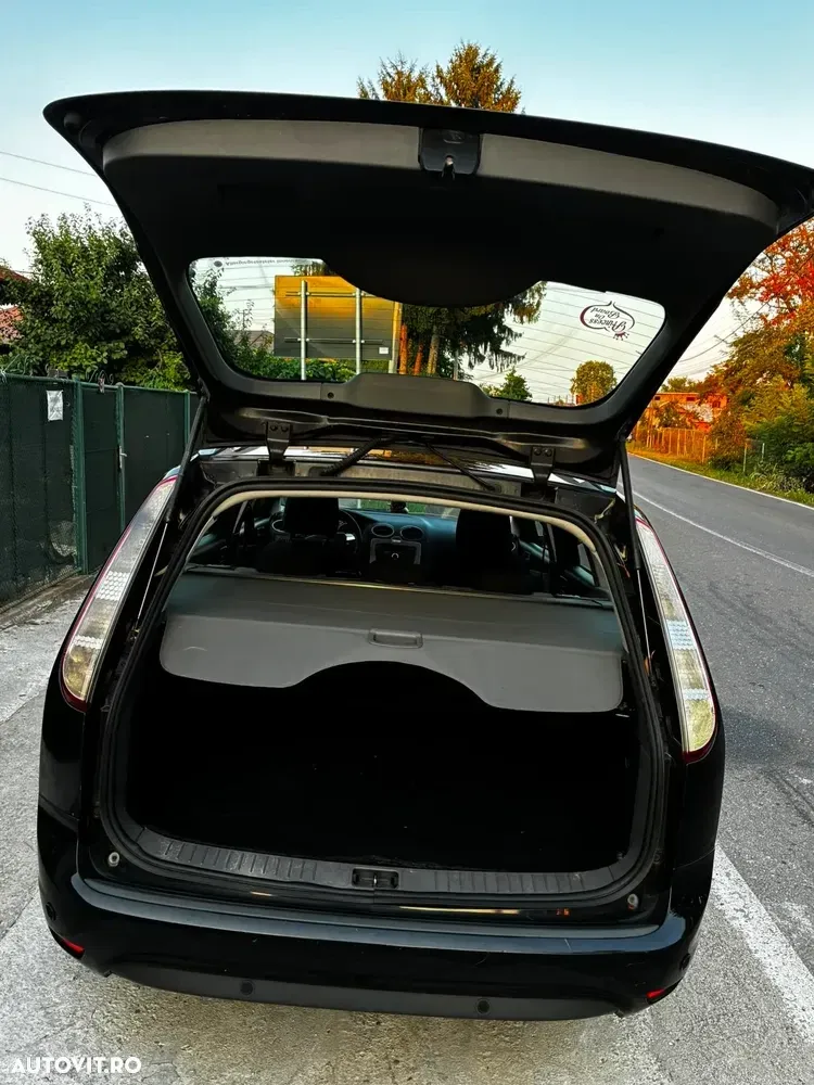 Ford Focus MK2 — imagine 3