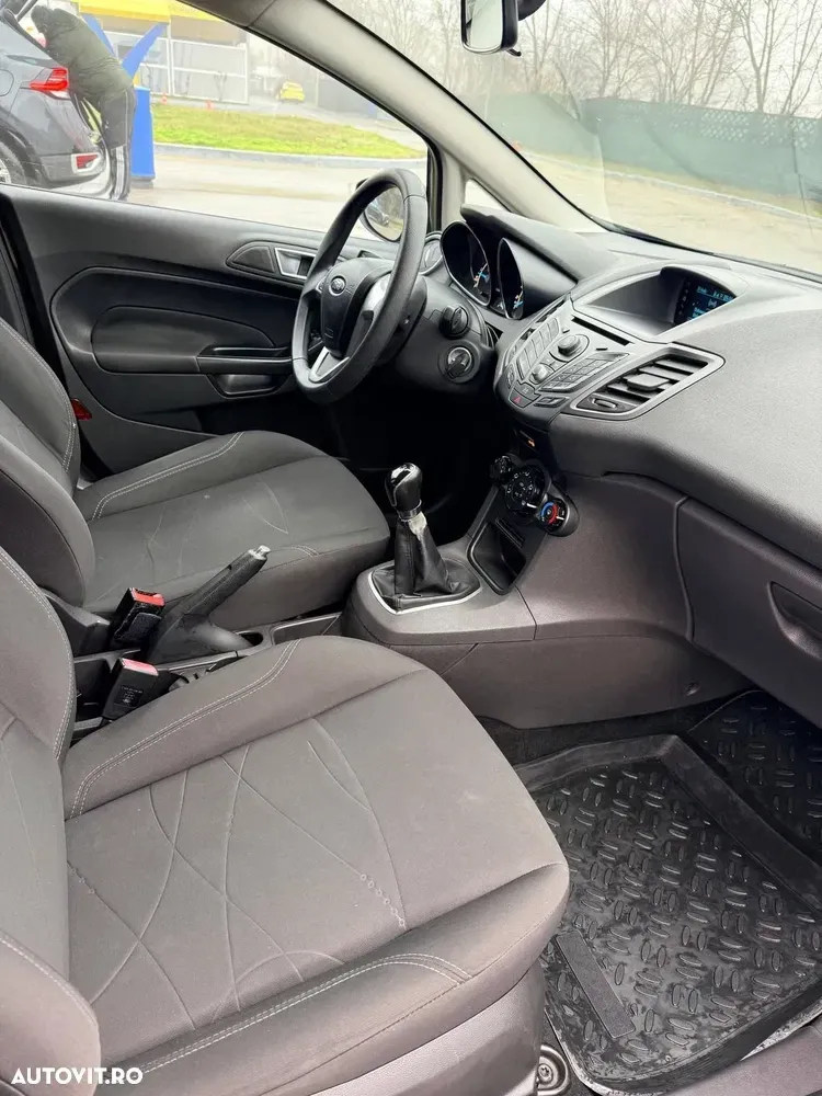 Ford Fiesta — imagine 5