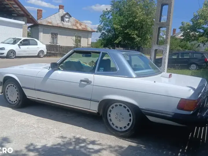 Mercedes-Benz SL R107