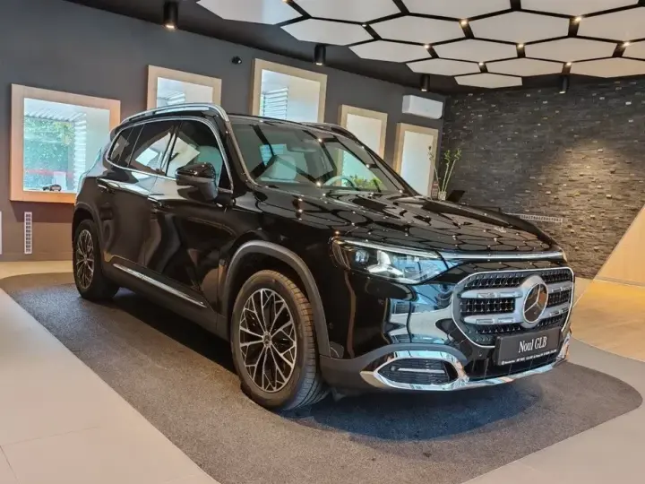 Mercedes-Benz GLB 200 4MATIC MHEV