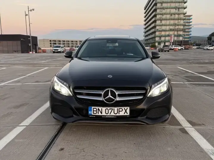Mercedes-Benz C W205 220 d 4MATIC 9G-TRONIC