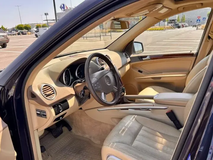 Mercedes-Benz ML W164