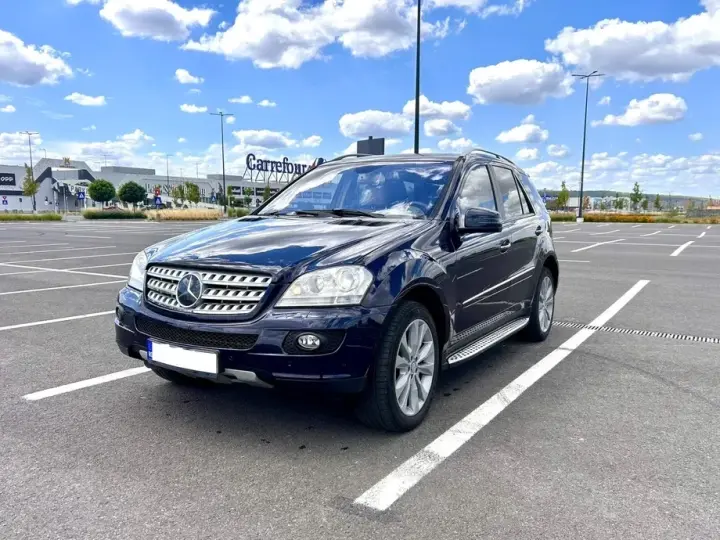 Mercedes-Benz ML W164