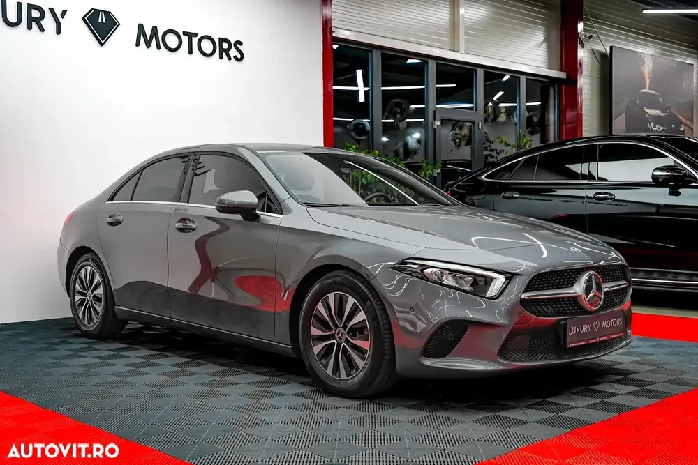 Mercedes-Benz A 180 Sedan 7G-DCT Progressive — imagine 5