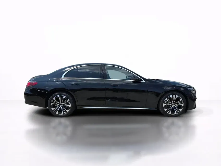 Mercedes-Benz E W214 200 4MATIC MHEV — imagine 6