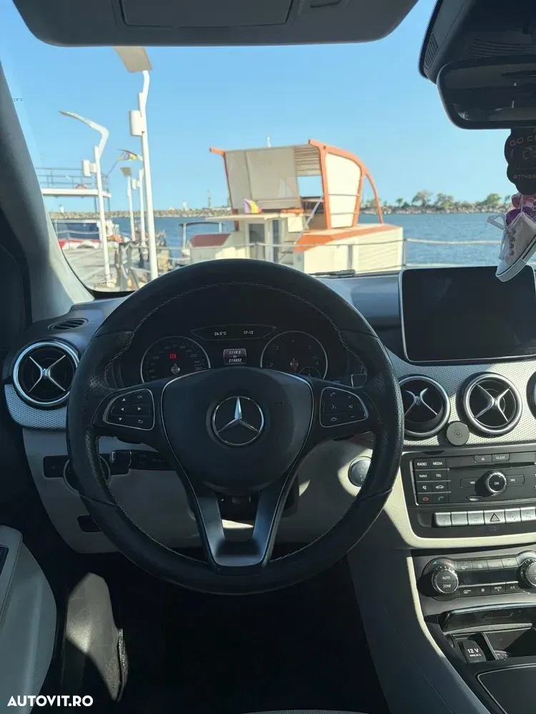 Mercedes-Benz B 220 W246 — imagine 4
