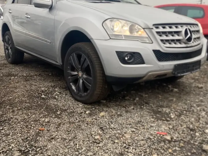 Mercedes-Benz ML
