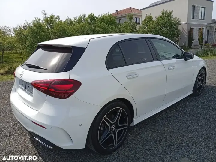 Mercedes-Benz A 180