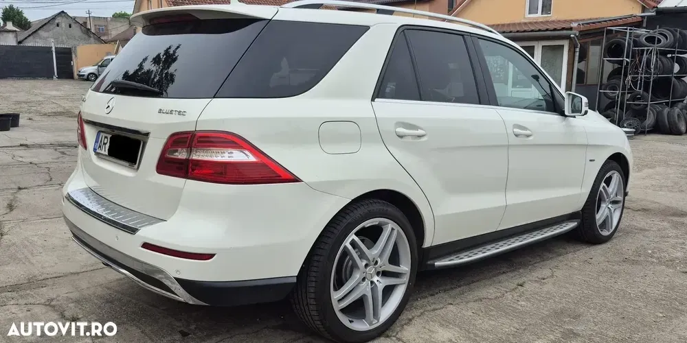 Mercedes-Benz ML — imagine 3