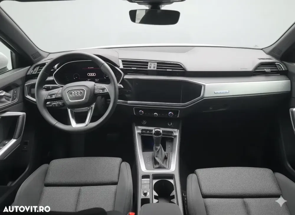 Audi Q3 F3 2.0 40 TFSI S tronic quattro S Line — imagine 2