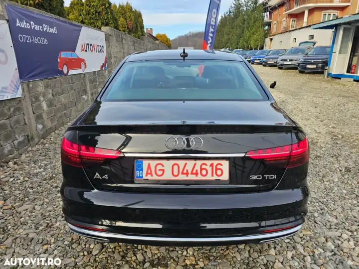 Audi A4 Limuzina 35 TDI S tronic MHEV S Line