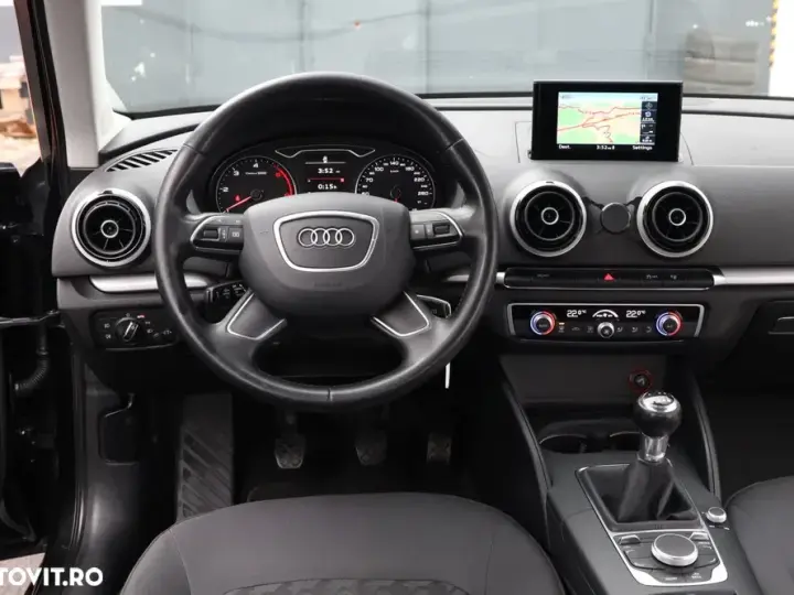 Audi A3 Sportback 8V 1.6 TDI S line Sportpaket