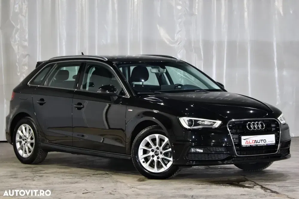 Audi A3 Sportback 8V 1.6 TDI S line Sportpaket — imagine 4