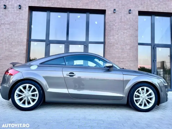 Audi TT 8J