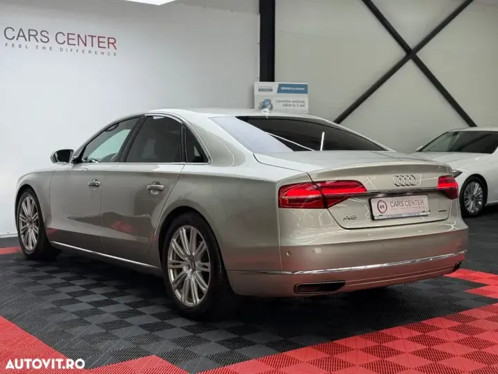 Audi A8 3.0 TDI ultra DPF quattro tiptronic
