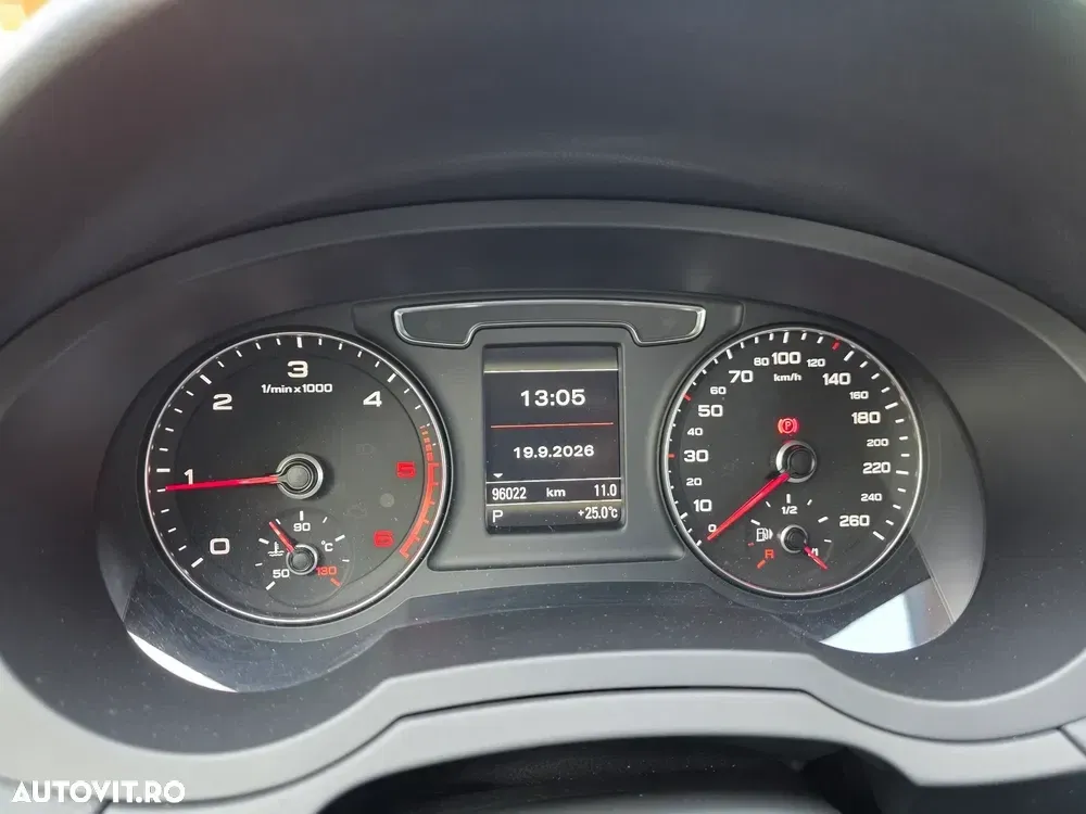 Audi Q3 8U 2.0 TDI Quattro Stronic — imagine 5