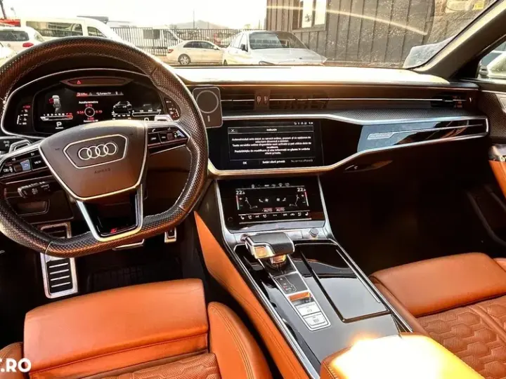 Audi RS 6 C8 4.0 TFSI quattro Tiptronic