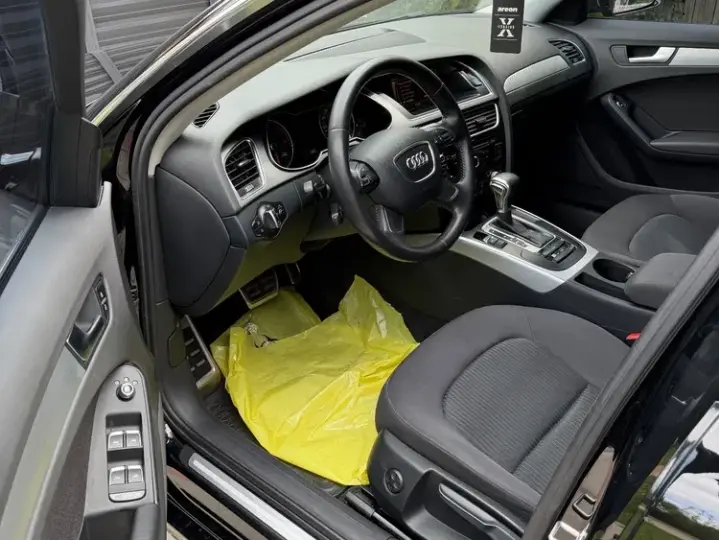 Audi A4 Limuzina B8 2.0 TDI B8 Multitronic