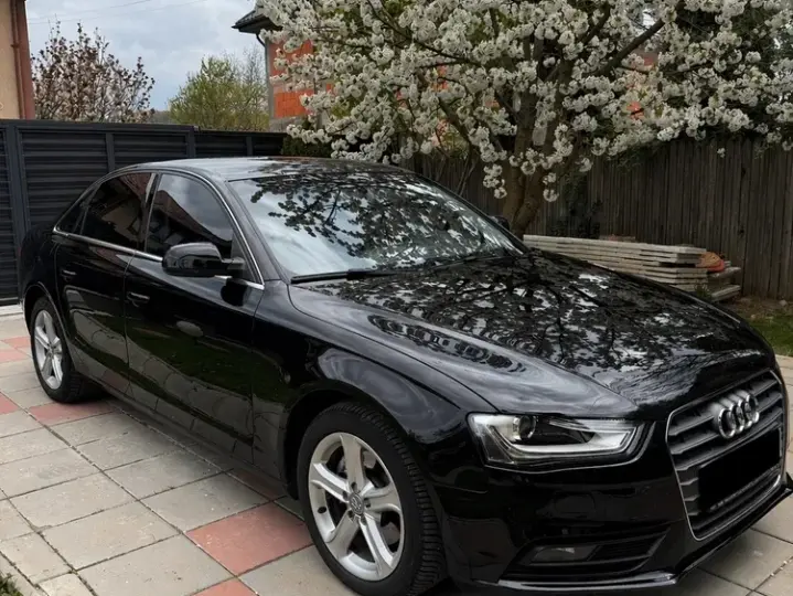 Audi A4 Limuzina B8 2.0 TDI B8 Multitronic