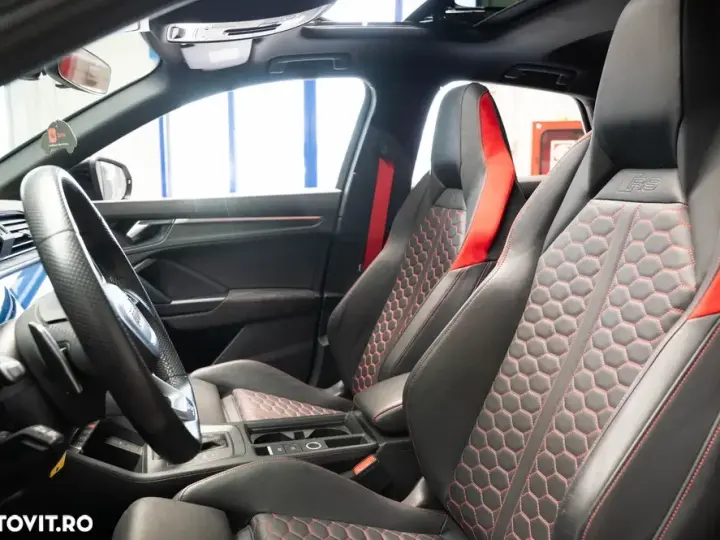 Audi RS Q3 F3 2.5 TFSI quattro S tronic