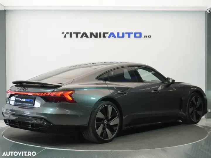 Audi e-tron GT quattro