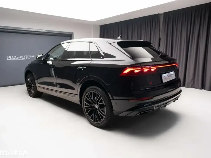 Audi Q8 SUV TFSI quattro 250 kW tiptronic S line business