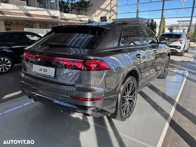 Audi Q8 55 TFSI e quattro Tiptronic PHEV — imagine 4