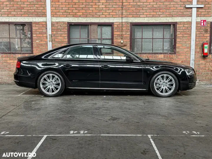 Audi A8 D4