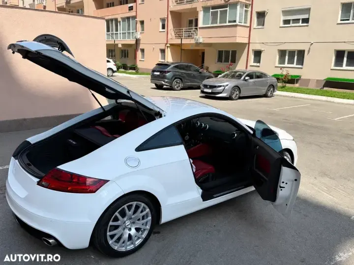 Audi TT 8J