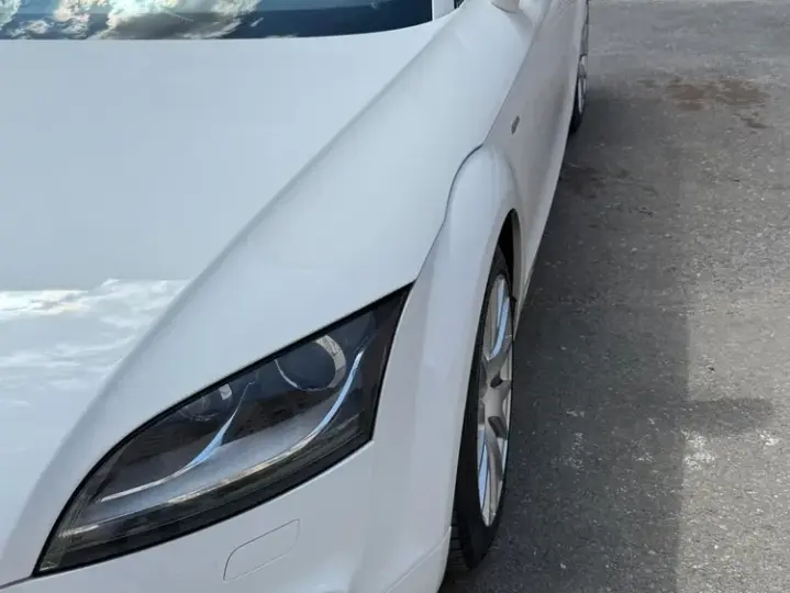 Audi TT 8J