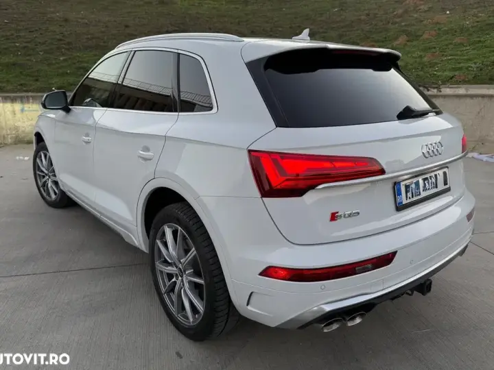 Audi SQ5 FY