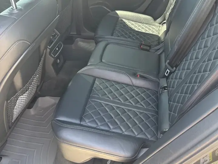 Audi SQ5 FY