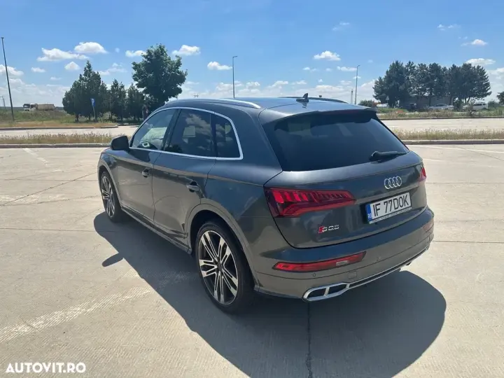 Audi SQ5 FY