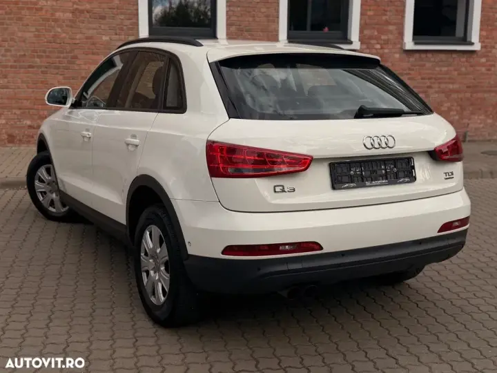 Audi Q3 8U